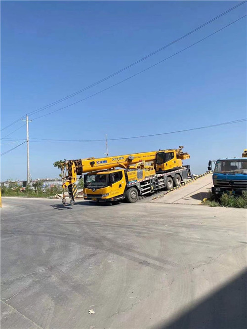 徐闻县吊车作业时，可能会产生哪些额外收费项目？